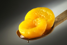 Frutta sciroppata